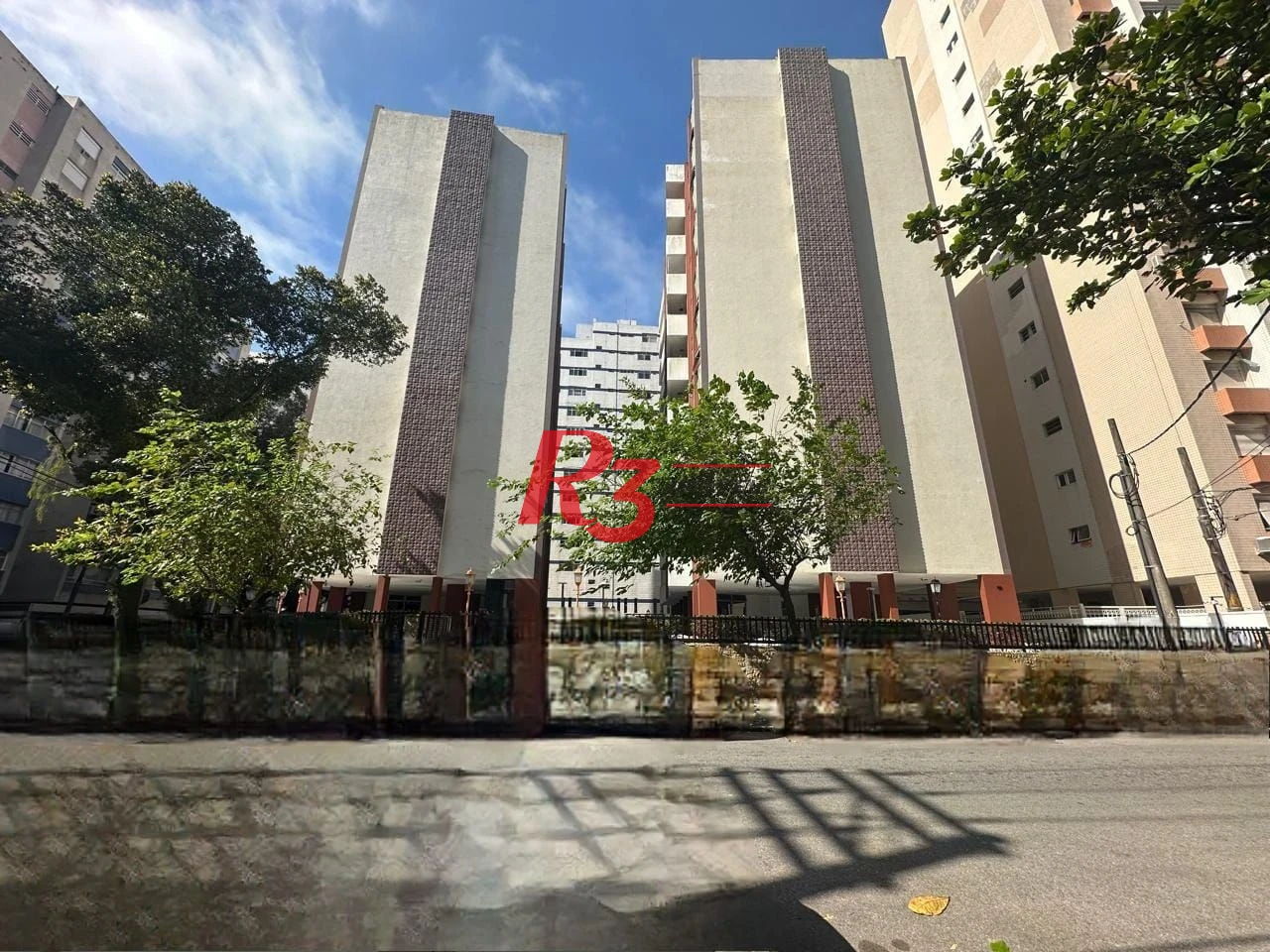 Apartamento com 3 dormitórios à venda, 161 m² por R$ 1.050.000,00 - Gonzaga - Santos/SP