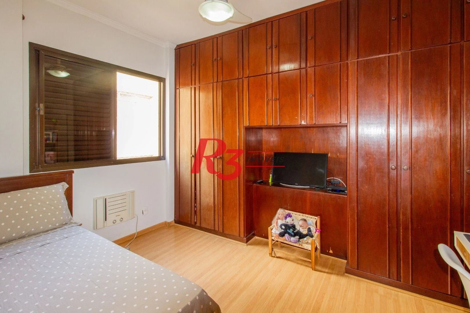 Apartamento com 3 dormitórios à venda, 137 m² por R$ 843.000,00 - Ponta da Praia - Santos/SP