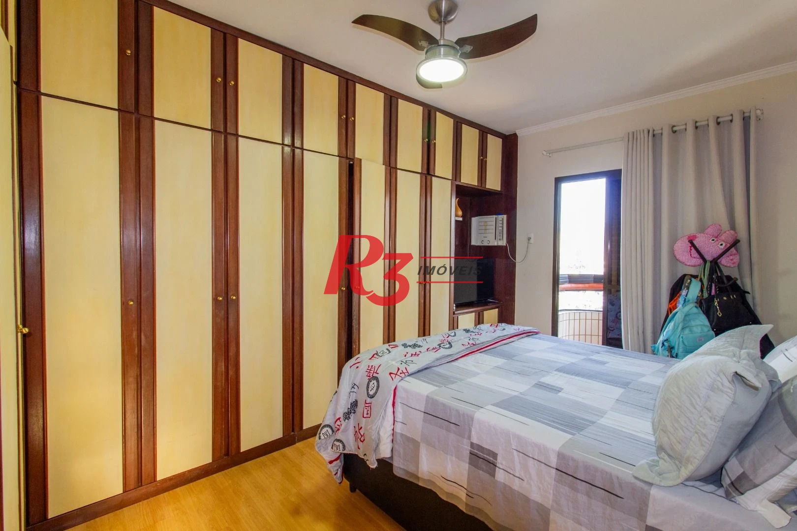 Apartamento com 3 dormitórios à venda, 137 m² por R$ 843.000,00 - Ponta da Praia - Santos/SP