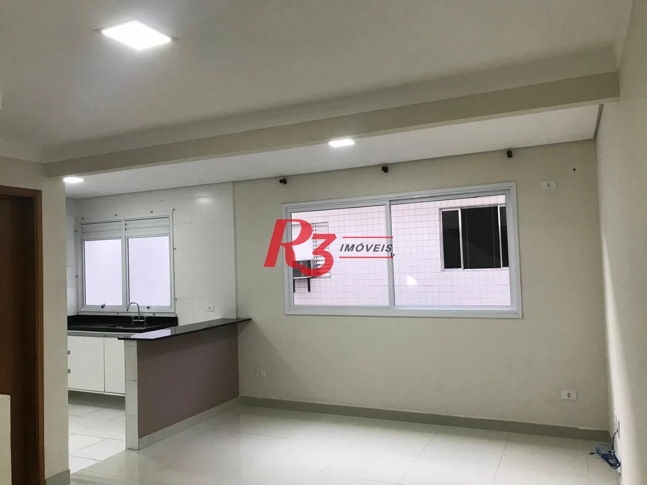 Casa à venda, 110 m² por R$ 600.000,00 - Estuário - Santos/SP