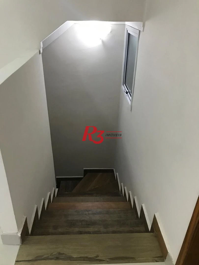 Casa à venda, 110 m² por R$ 600.000,00 - Estuário - Santos/SP