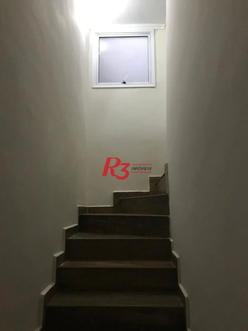 Casa à venda, 110 m² por R$ 600.000,00 - Estuário - Santos/SP