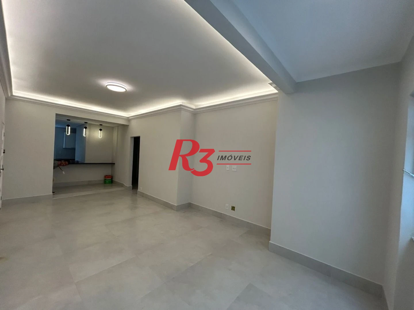 Apartamento com 3 dormitórios à venda, 126 m² por R$ 750.000,00 - Gonzaga - Santos/SP