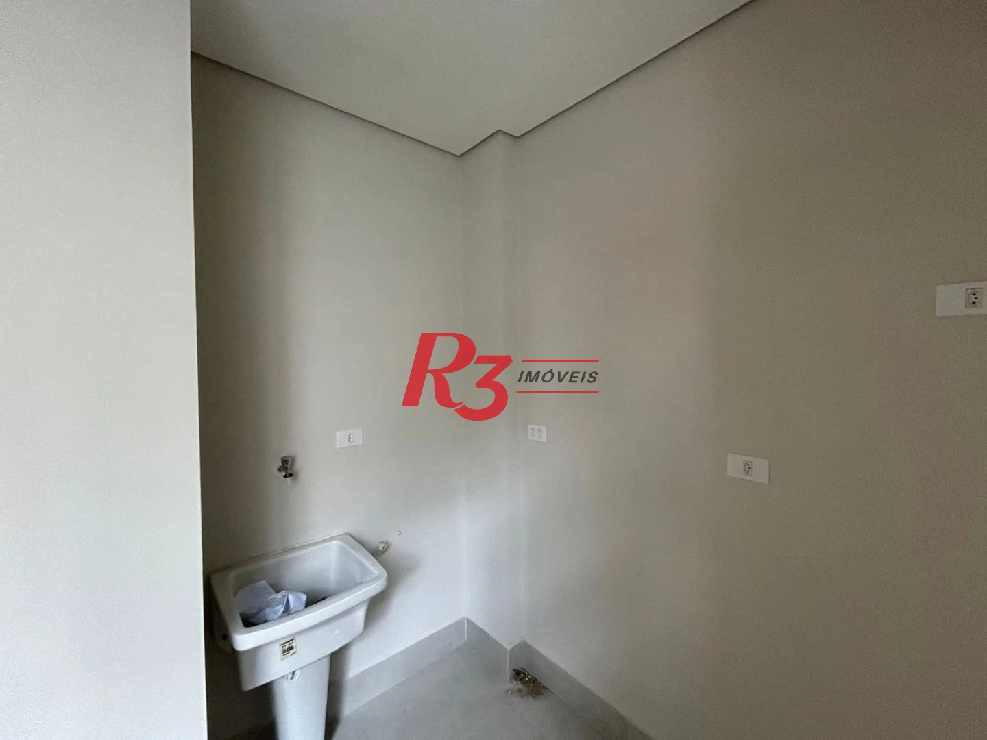 Apartamento com 3 dormitórios à venda, 126 m² por R$ 750.000,00 - Gonzaga - Santos/SP