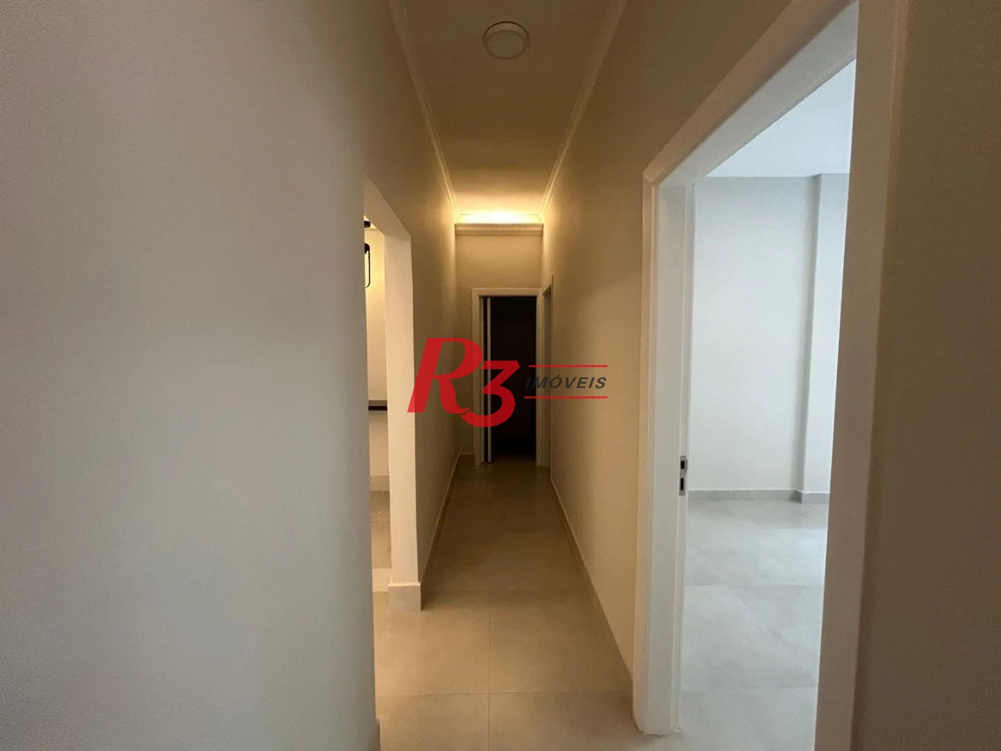Apartamento com 3 dormitórios à venda, 126 m² por R$ 750.000,00 - Gonzaga - Santos/SP
