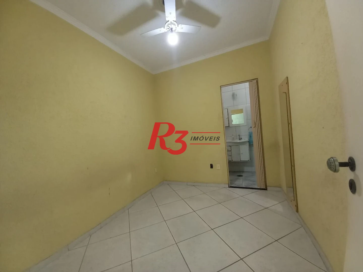Sobrado à venda, 261 m² por R$ 1.800.000,00 - Vila Matias - Santos/SP