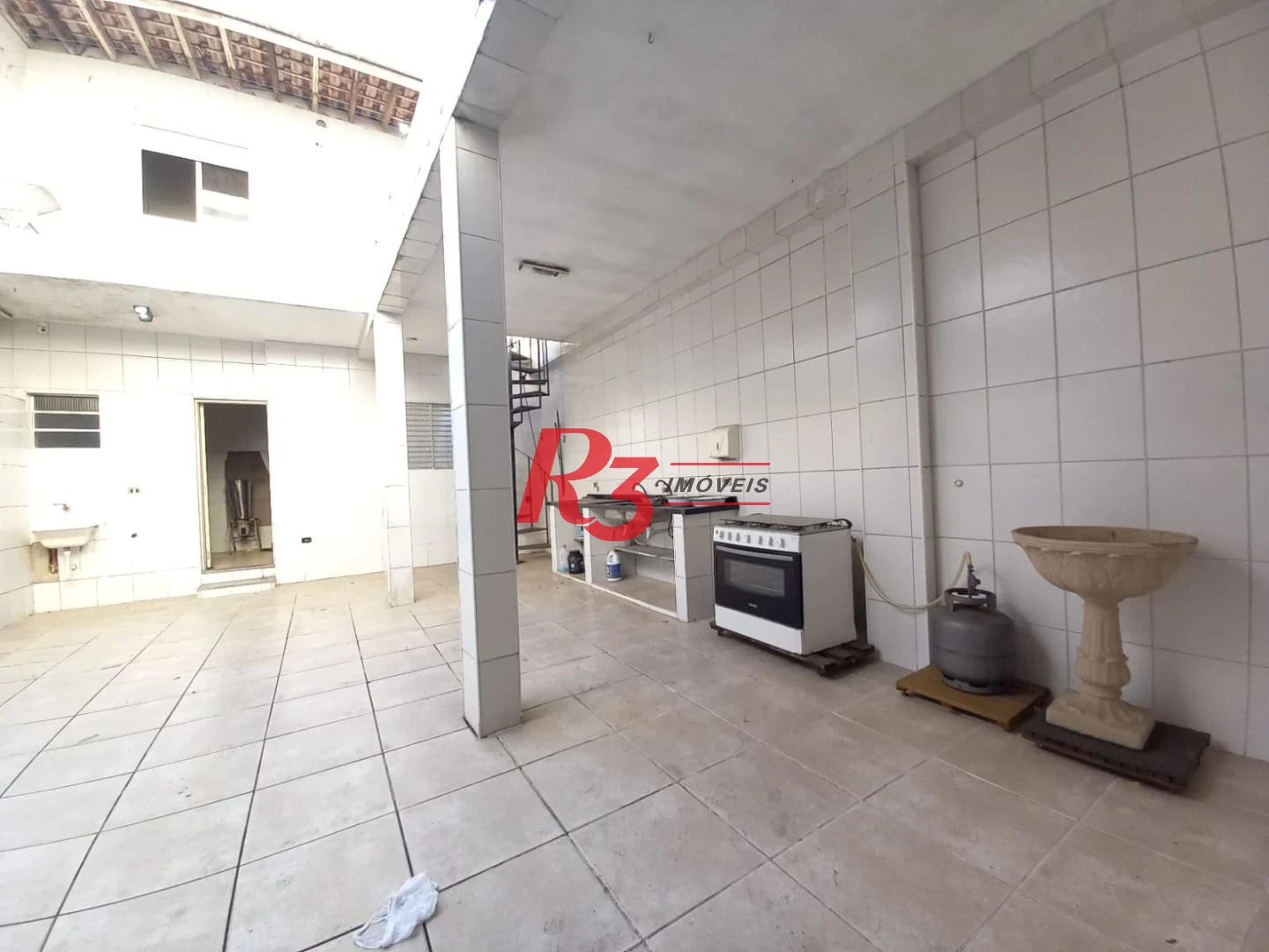 Sobrado à venda, 261 m² por R$ 1.800.000,00 - Vila Matias - Santos/SP