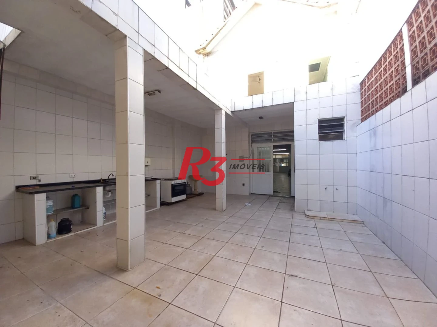 Sobrado à venda, 261 m² por R$ 1.800.000,00 - Vila Matias - Santos/SP