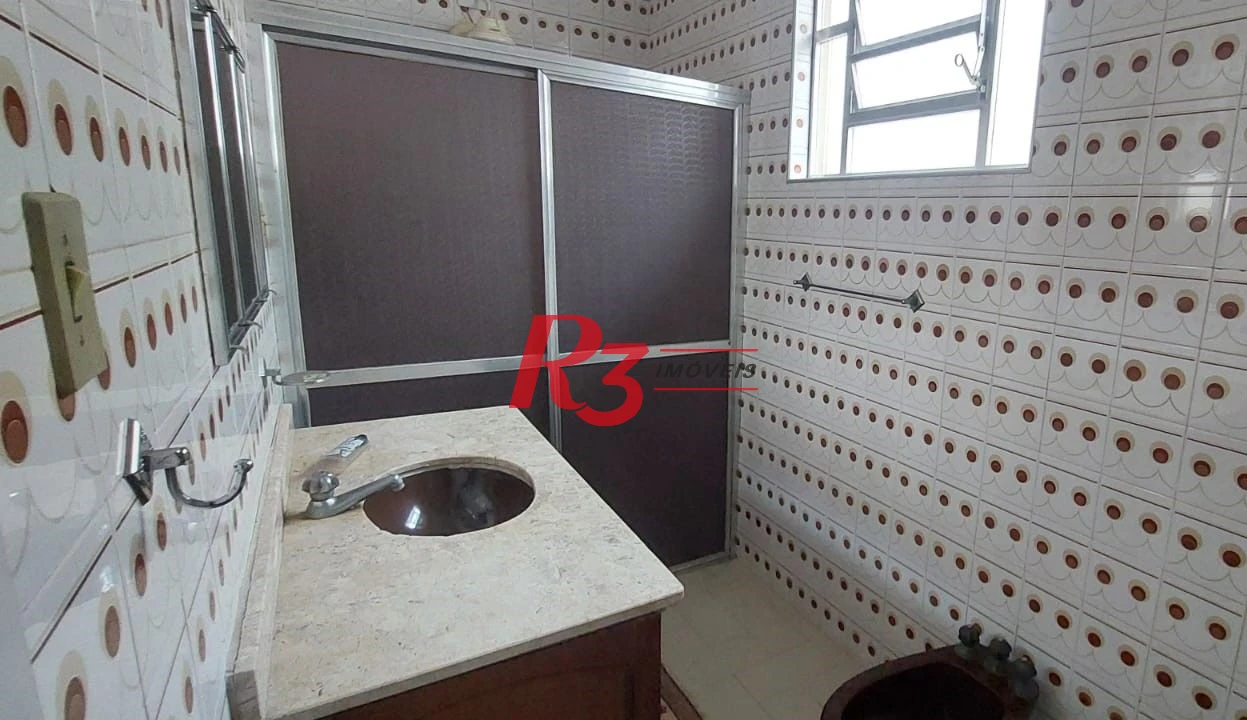 Sobrado, 157 m² - venda por R$ 980.000,00 ou aluguel por R$ 6.250,00/mês - Aparecida - Santos/SP