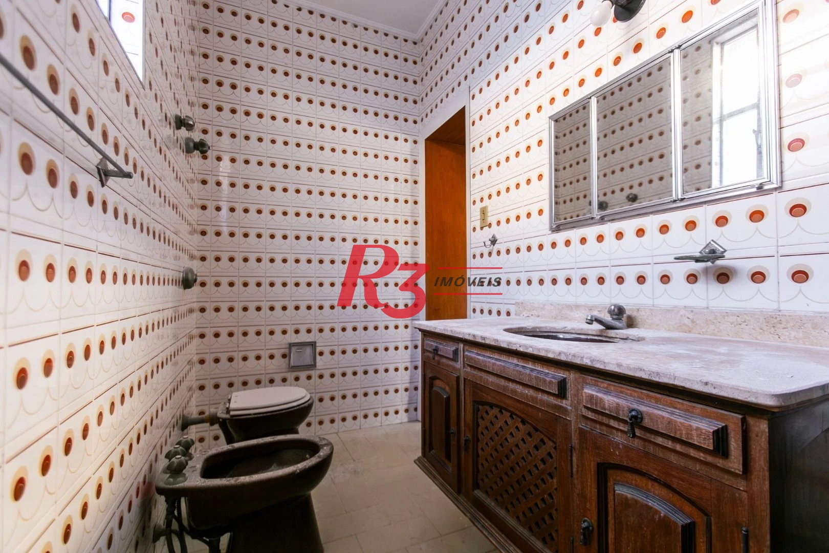 Sobrado com 3 dormitórios, 157 m² - venda por R$ 1.390.000,00 ou aluguel por R$ 4.890,00/mês - Aparecida - Santos/SP