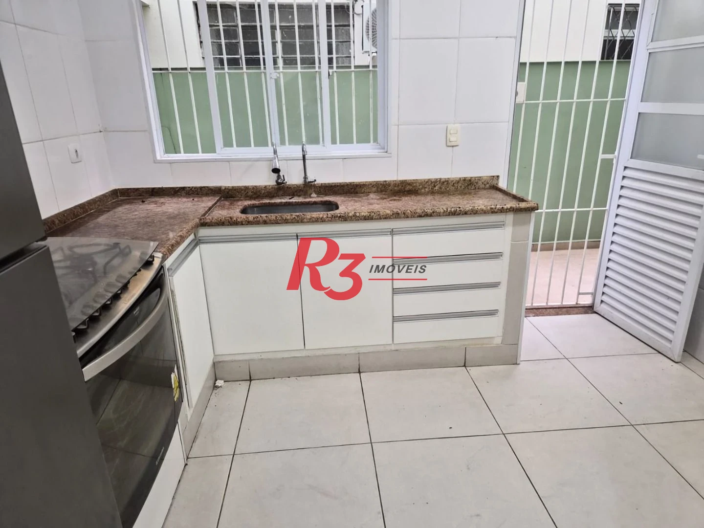 Casa com 2 dormitórios para alugar, 78 m² por R$ 4.437,11/mês - Vila Belmiro - Santos/SP