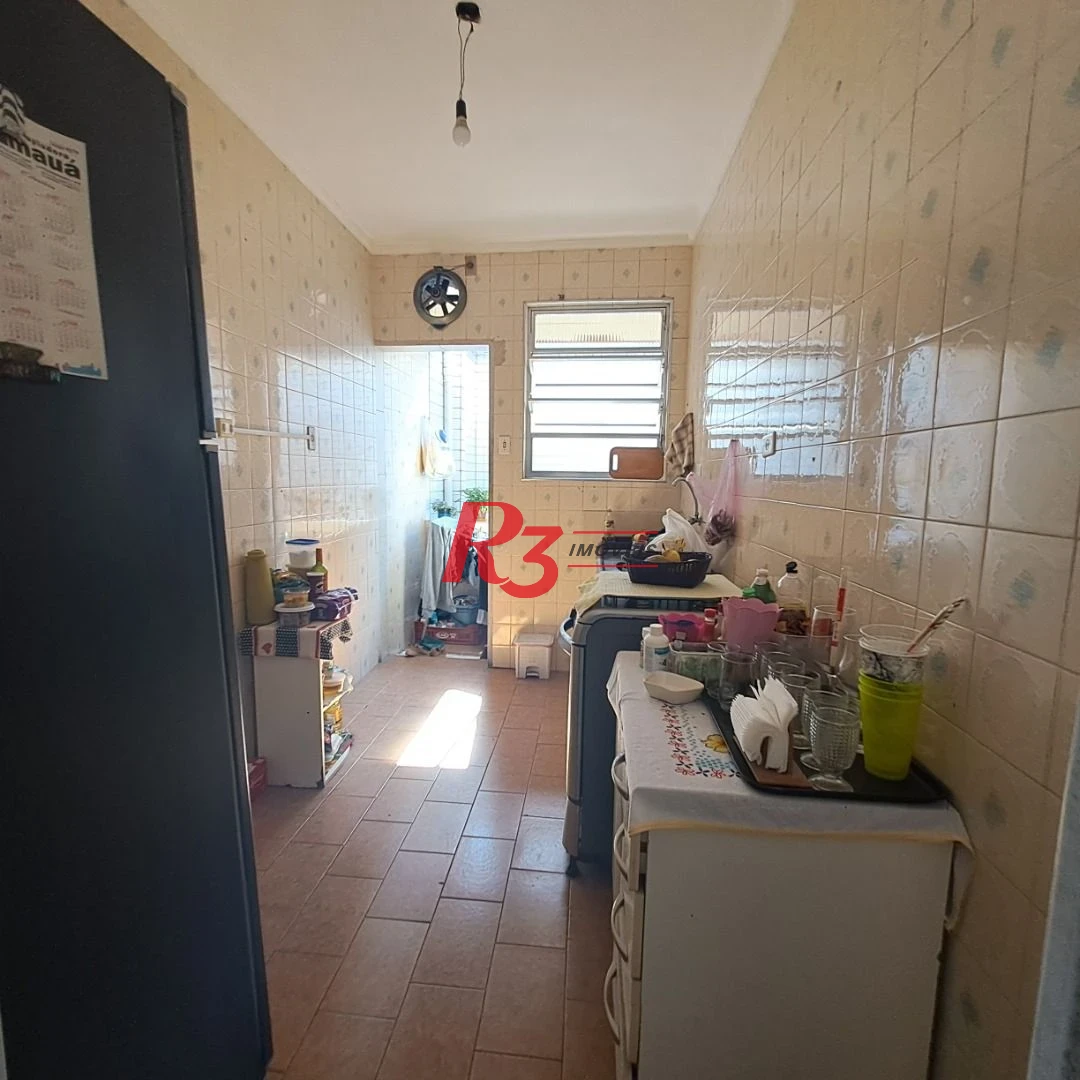 Apartamento com 2 dormitórios à venda, 62 m² por R$ 380.000,00 - Campo Grande - Santos/SP