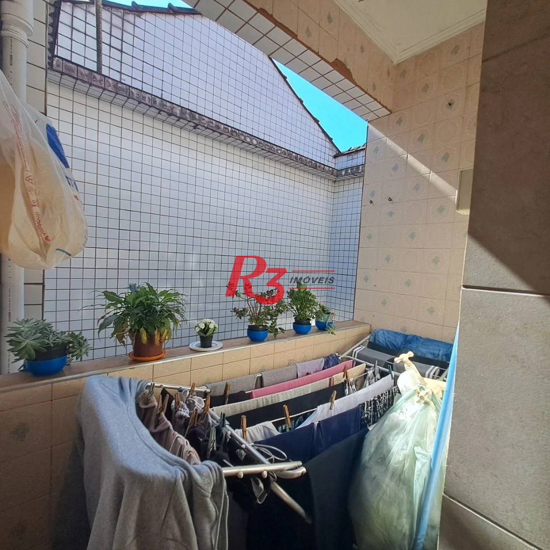 Apartamento com 2 dormitórios à venda, 62 m² por R$ 380.000,00 - Campo Grande - Santos/SP