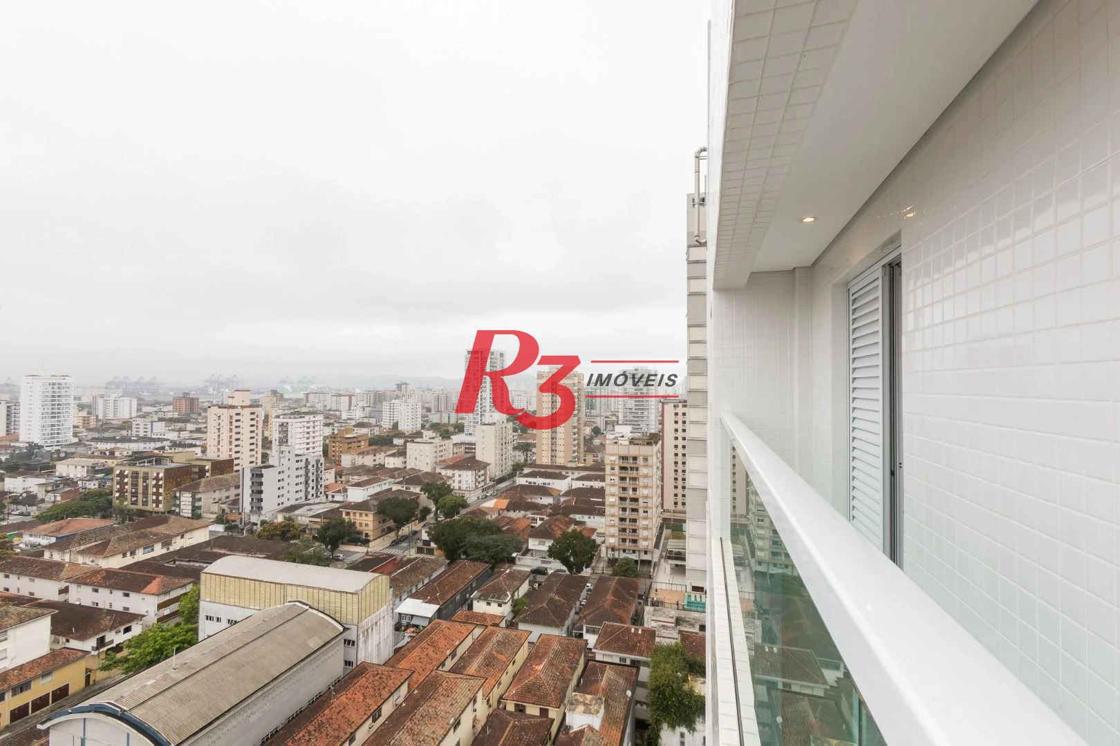 Apartamento com 2 dormitórios à venda, 53 m² por R$ 840.000,00 - Embaré - Santos/SP