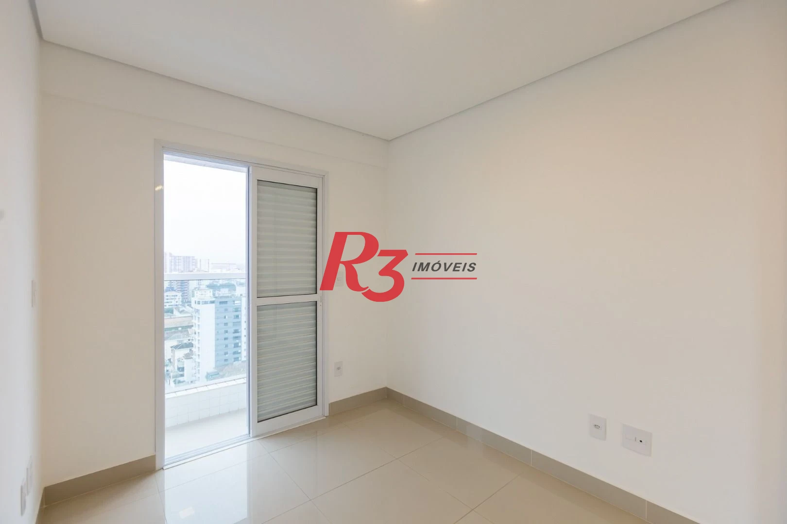 Apartamento com 2 dormitórios à venda, 53 m² por R$ 840.000,00 - Embaré - Santos/SP