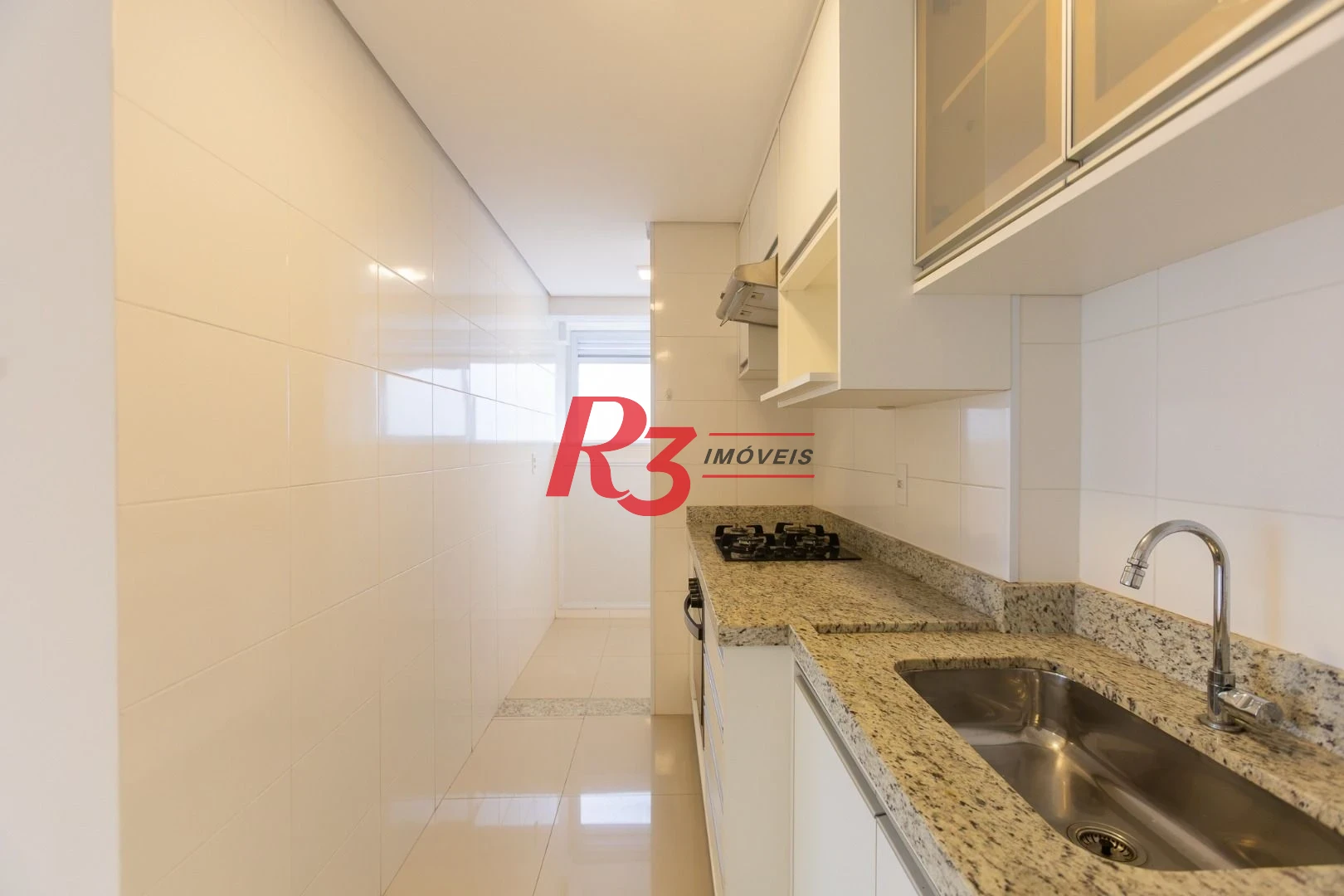 Apartamento com 2 dormitórios à venda, 53 m² por R$ 840.000,00 - Embaré - Santos/SP