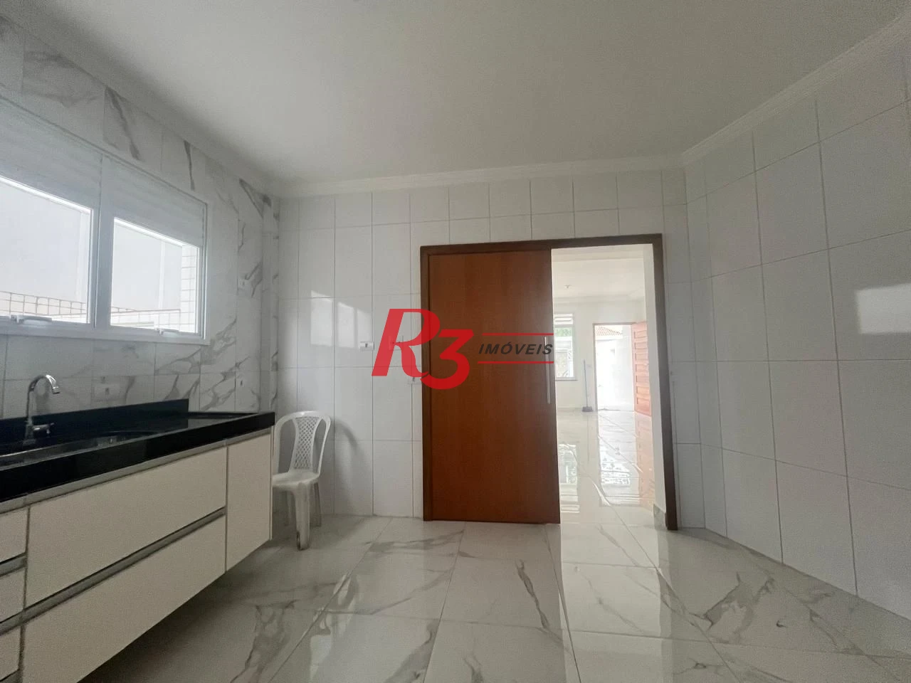 Casa com 3 dormitórios à venda, 150 m² por R$ 950.000,00 - Ponta da Praia - Santos/SP