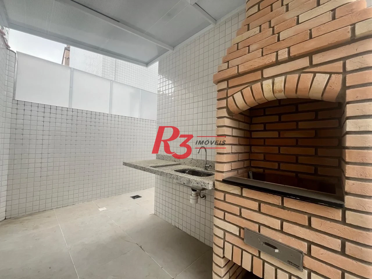 Casa com 3 dormitórios à venda, 150 m² por R$ 950.000,00 - Ponta da Praia - Santos/SP