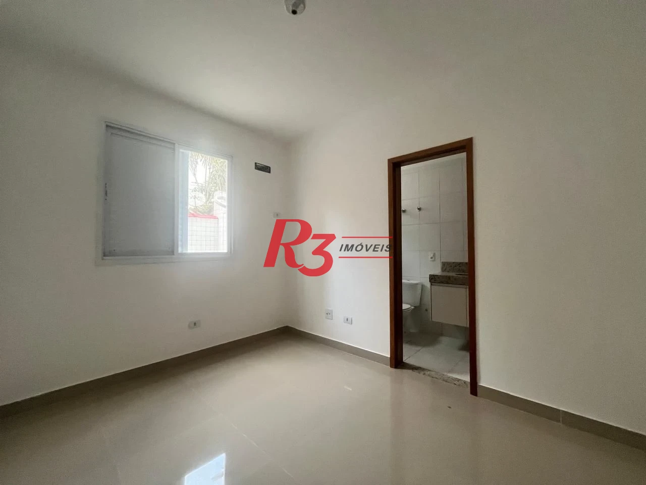 Casa com 3 dormitórios à venda, 150 m² por R$ 950.000,00 - Ponta da Praia - Santos/SP