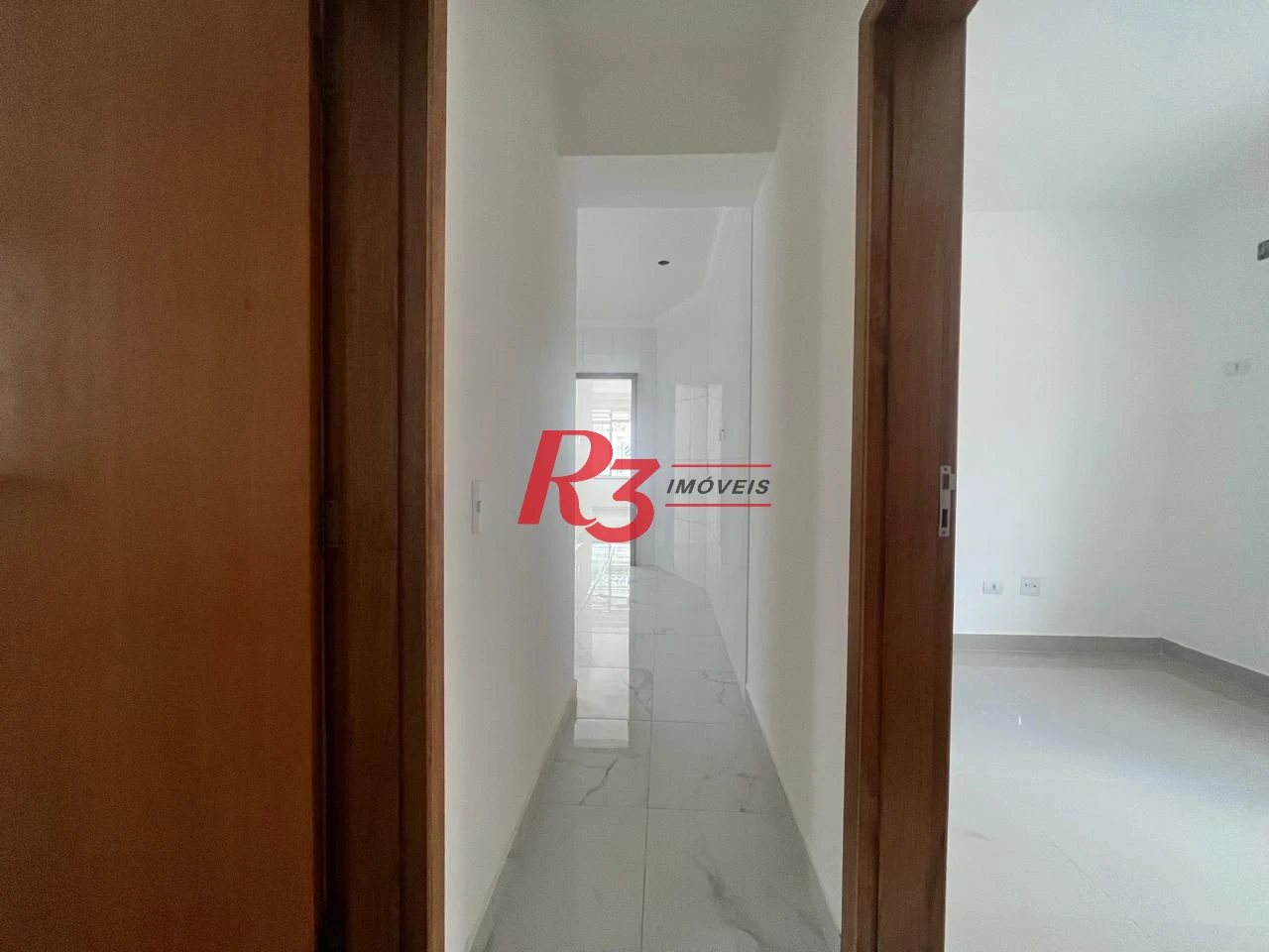 Casa com 3 dormitórios à venda, 150 m² por R$ 950.000,00 - Ponta da Praia - Santos/SP