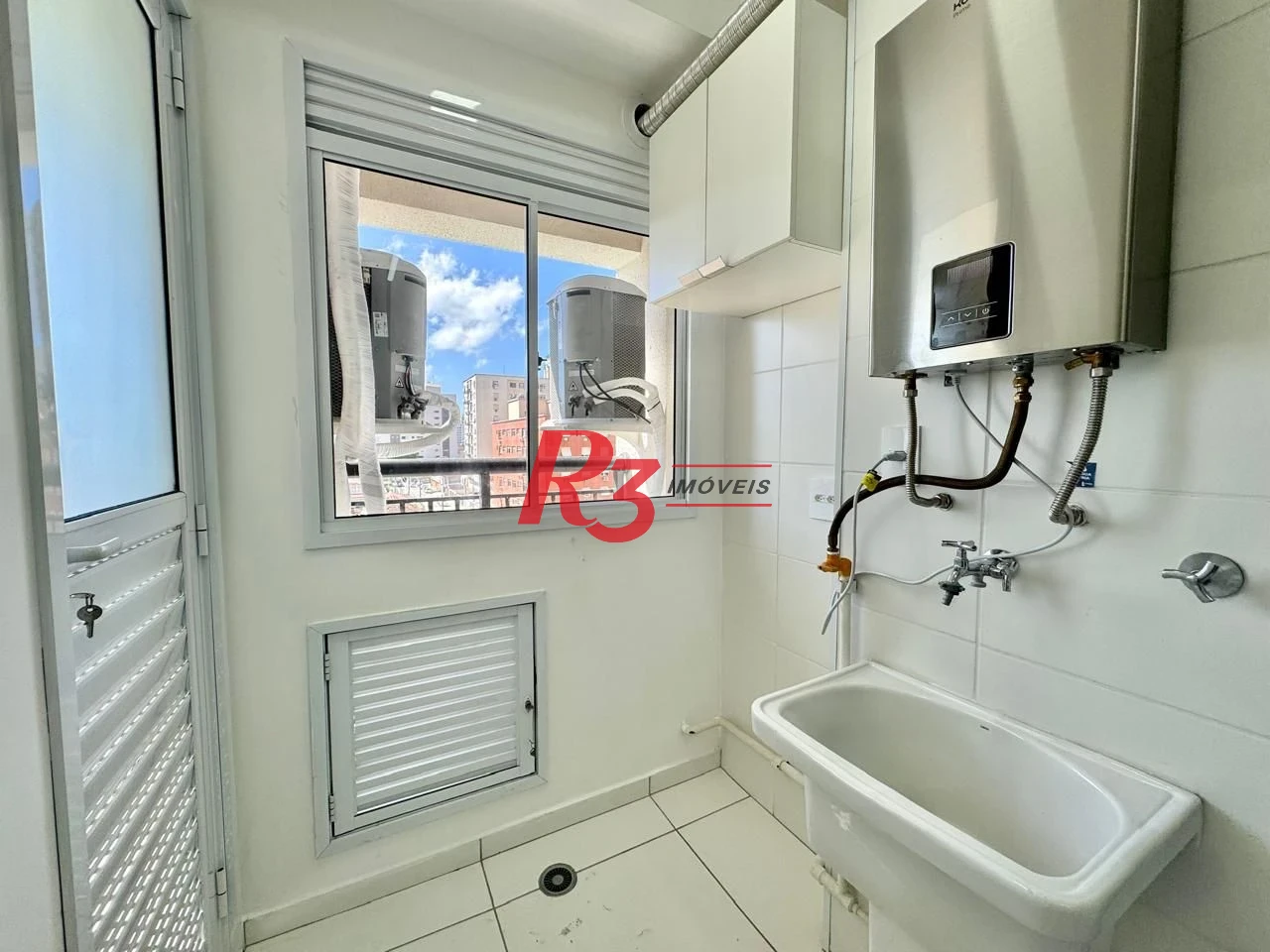 Apartamento com 2 dormitórios para alugar, 62 m² por R$ 4.600,00/mês - Marapé - Santos/SP