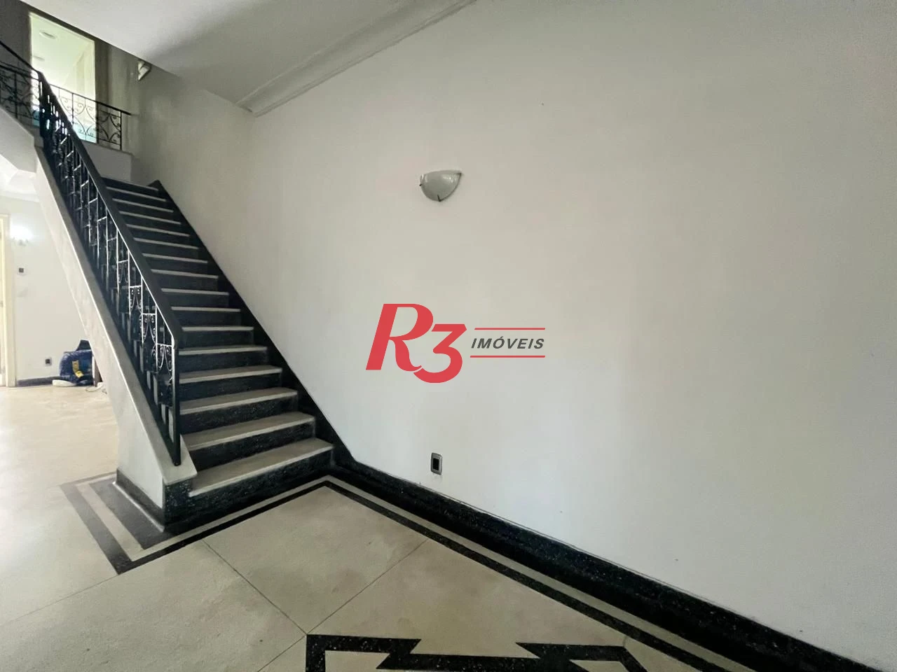 Casa, 600 m² - venda por R$ 2.000.000,00 ou aluguel por R$ 16.981,00/mês - Itararé - São Vicente/SP