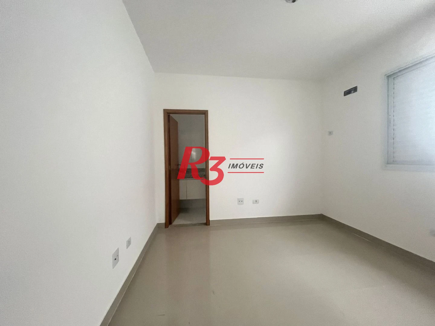Casa Sobreposta Alta 3 suites,  150 m² por R$ 940.000 - Ponta da Praia - Santos