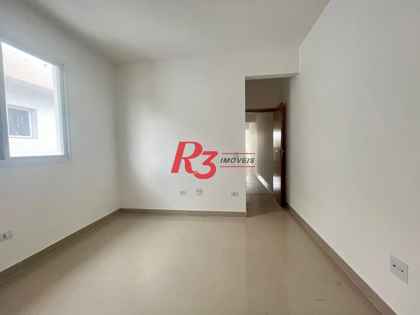 Casa Sobreposta Alta 3 suites,  150 m² por R$ 940.000 - Ponta da Praia - Santos