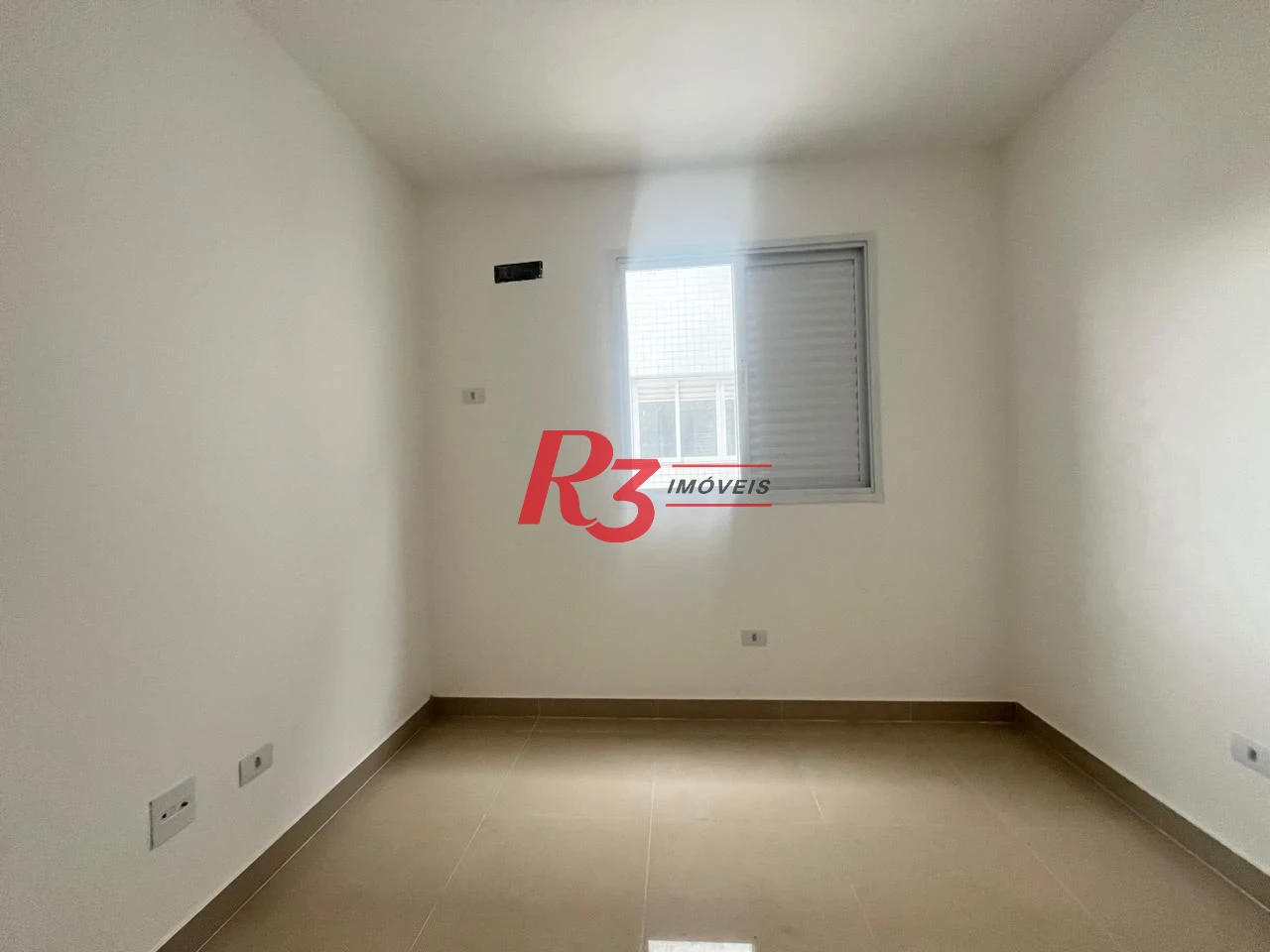 Casa Sobreposta Alta 3 suites,  150 m² por R$ 940.000 - Ponta da Praia - Santos