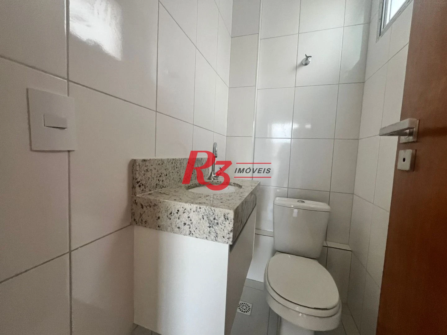 Casa Sobreposta Alta 3 suites,  150 m² por R$ 940.000 - Ponta da Praia - Santos