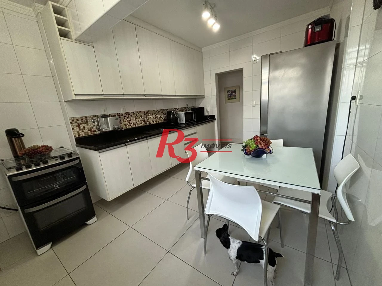 Apartamento com 2 dormitórios à venda, 110 m² por R$ 600.000,00 - Marapé - Santos/SP