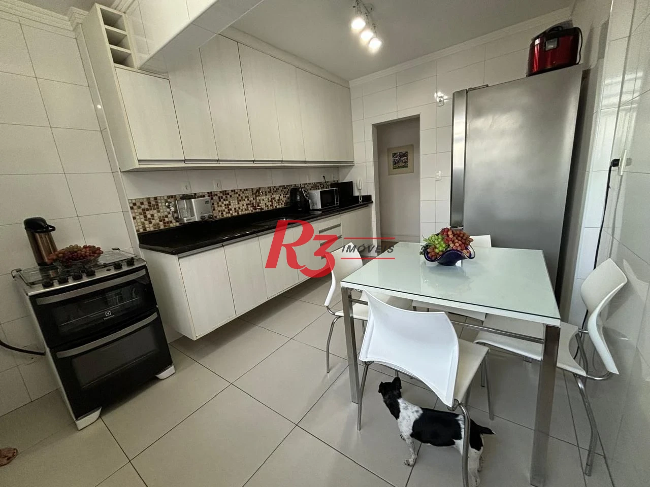 Apartamento com 2 dormitórios à venda, 110 m² por R$ 600.000,00 - Marapé - Santos/SP