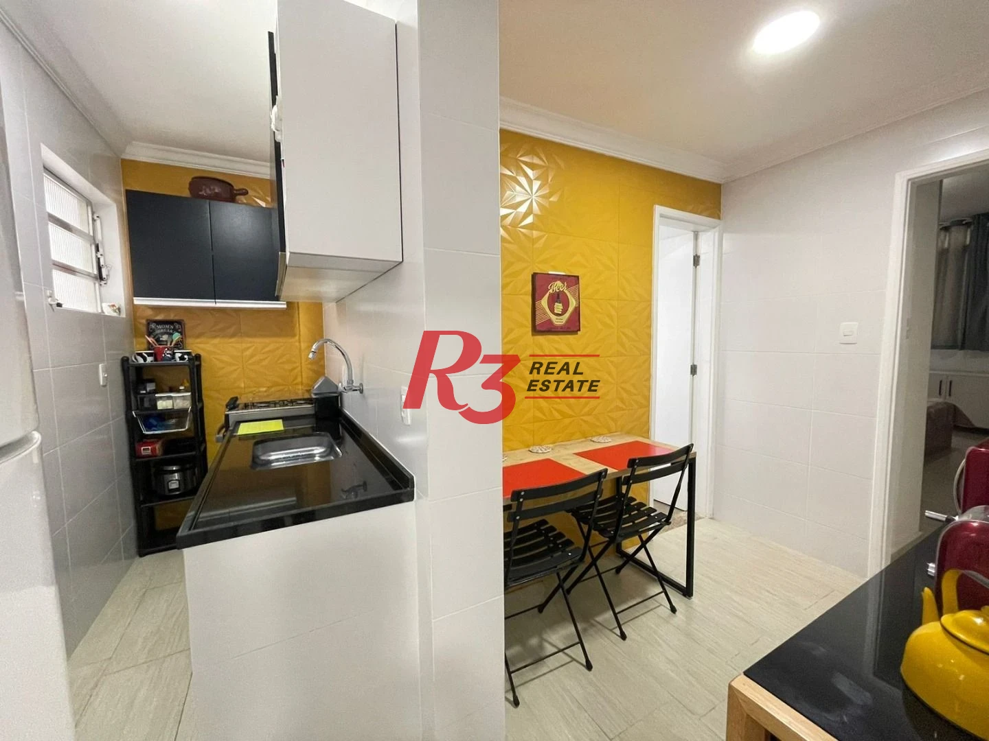 Apartamento com 1 dormitório à venda, 61 m² por R$ 395.000,00 - Boqueirão - Santos/SP