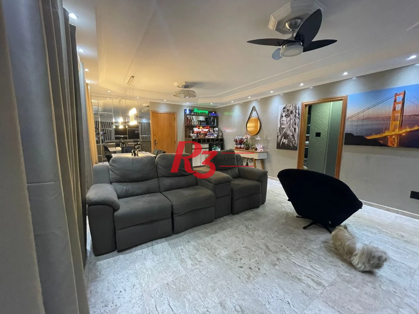 Apartamento á venda 3 dormitórios 1Suíte 2Vgs no coração do Gonzaga