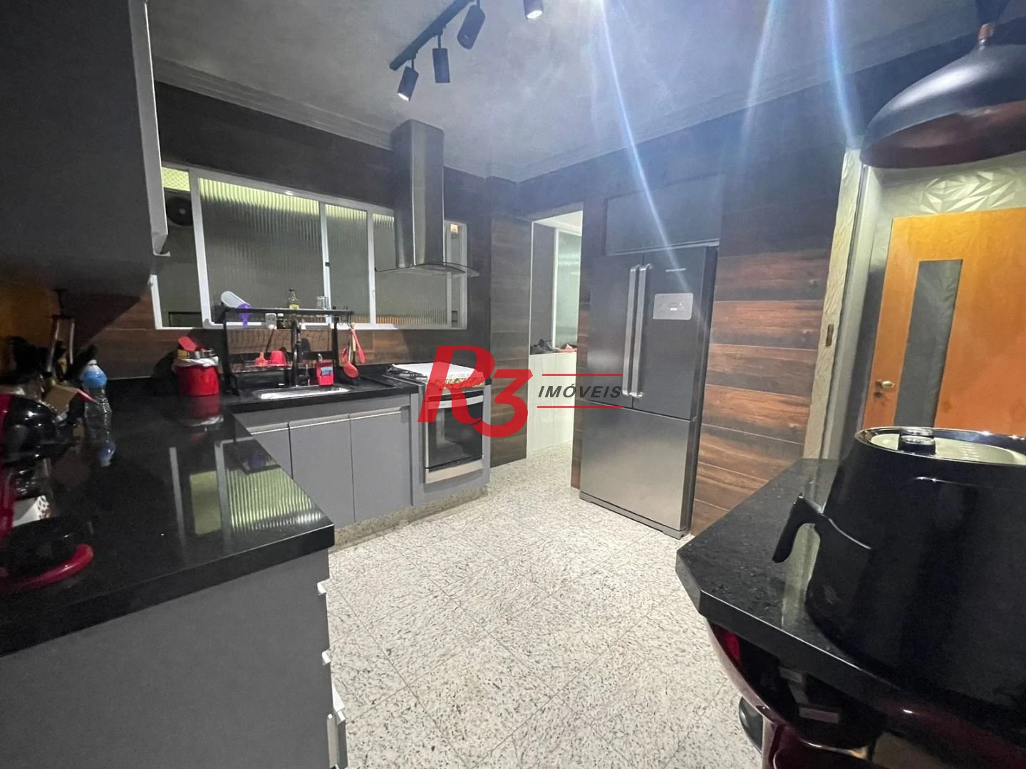 Apartamento á venda 3 dormitórios 1Suíte 2Vgs no coração do Gonzaga