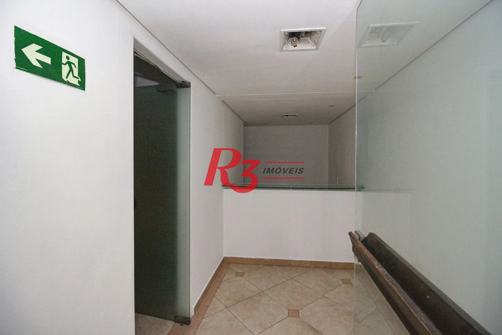 Sala para alugar, 143 m² por R$ 5.500,00/mês - Centro - Santos/SP