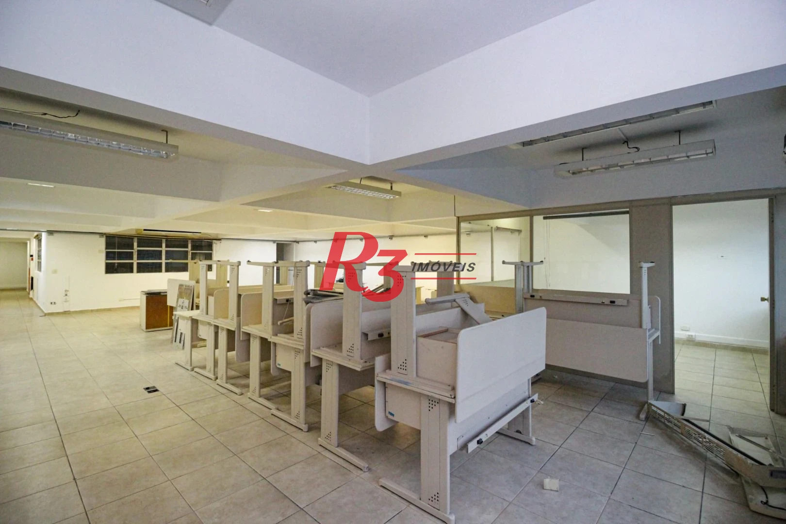 Sala para alugar, 143 m² por R$ 5.500,00/mês - Centro - Santos/SP