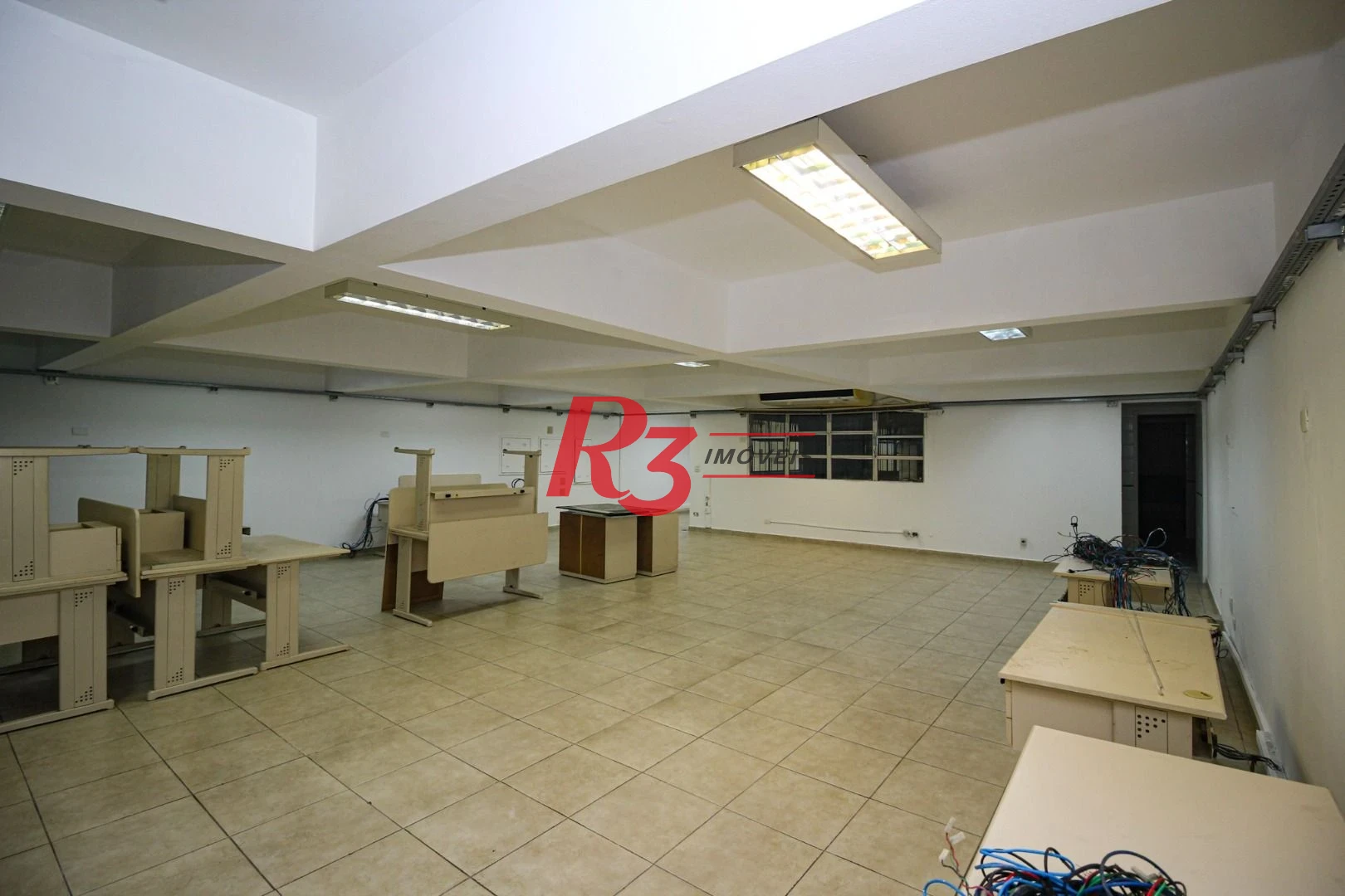 Sala para alugar, 143 m² por R$ 5.500,00/mês - Centro - Santos/SP
