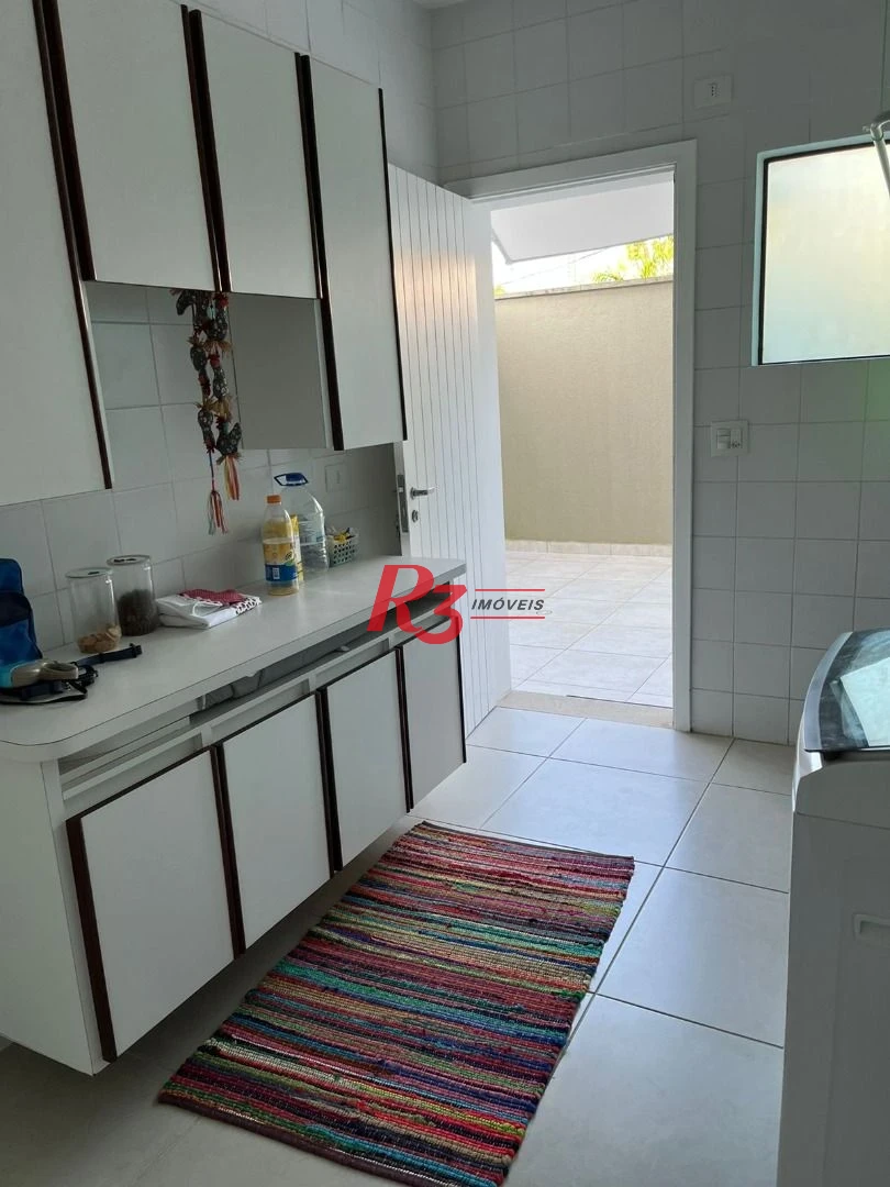 Sobrado com 5 dormitórios à venda, 500 m² por R$ 5.999.990,00 - Jardim Acapulco - Guarujá/SP