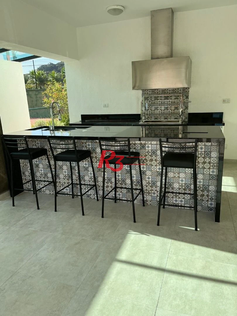 Sobrado com 5 dormitórios à venda, 500 m² por R$ 5.999.990,00 - Jardim Acapulco - Guarujá/SP