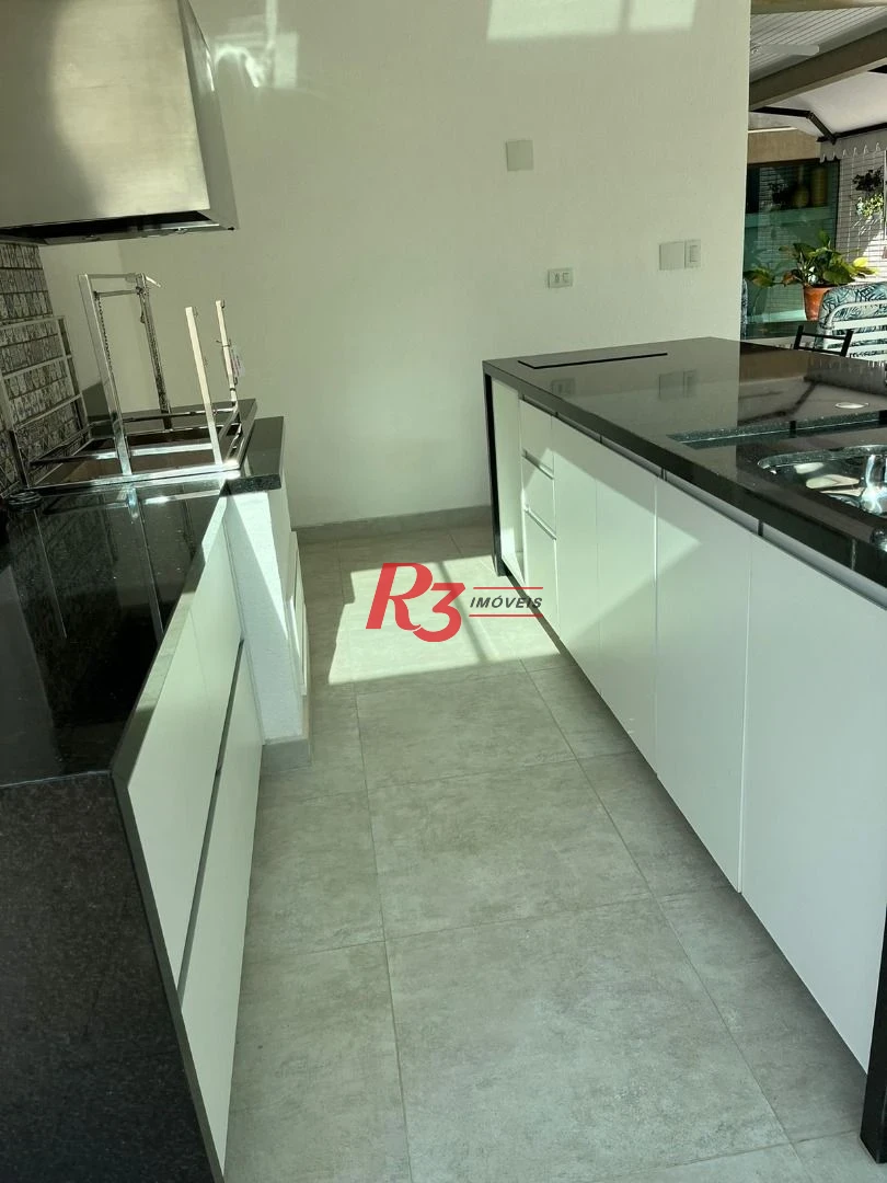 Sobrado com 5 dormitórios à venda, 500 m² por R$ 5.999.990,00 - Jardim Acapulco - Guarujá/SP