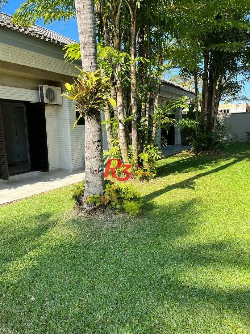 Sobrado com 5 dormitórios à venda, 500 m² por R$ 5.999.990,00 - Jardim Acapulco - Guarujá/SP