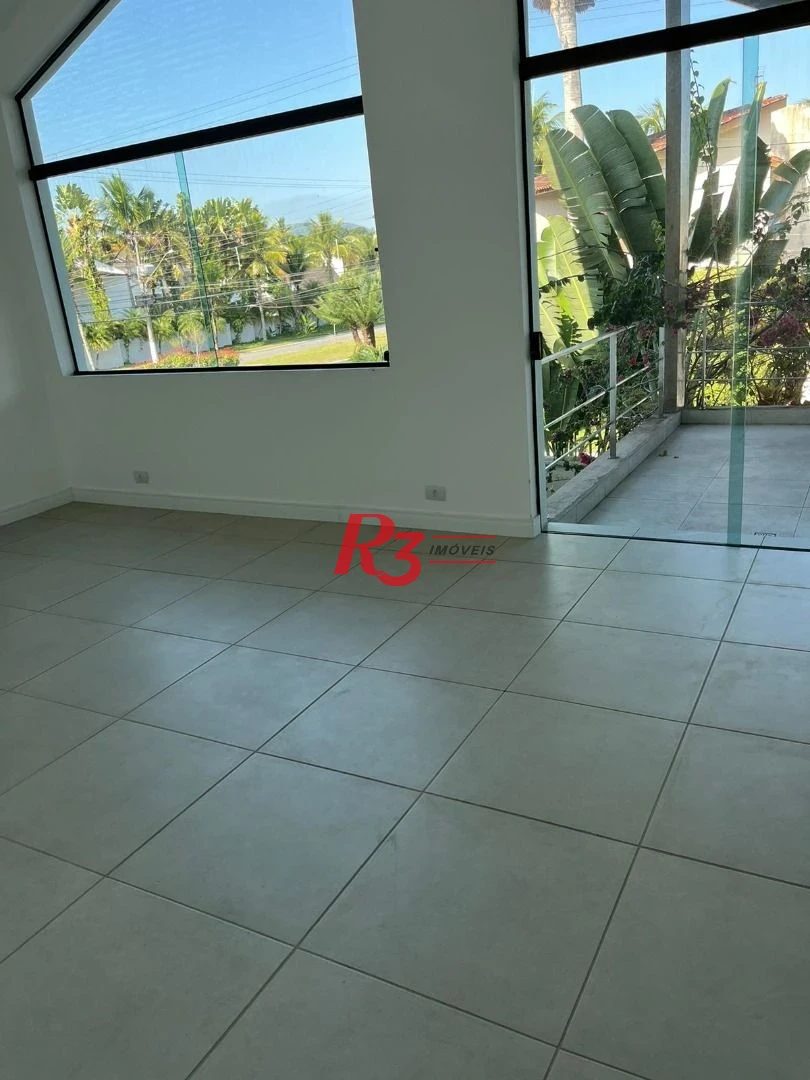 Sobrado com 5 dormitórios à venda, 500 m² por R$ 5.999.990,00 - Jardim Acapulco - Guarujá/SP