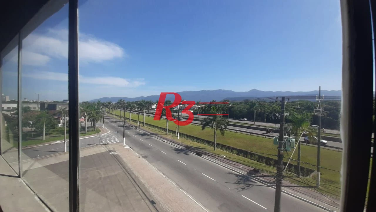 Loja ampla para locação, em ótima localização na Praia Grande, SP