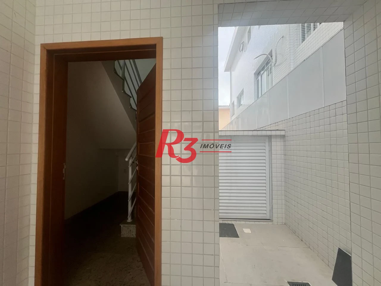 Casa com 3 dormitórios à venda, 150 m² por R$ 950.000,00 - Ponta da Praia - Santos/SP