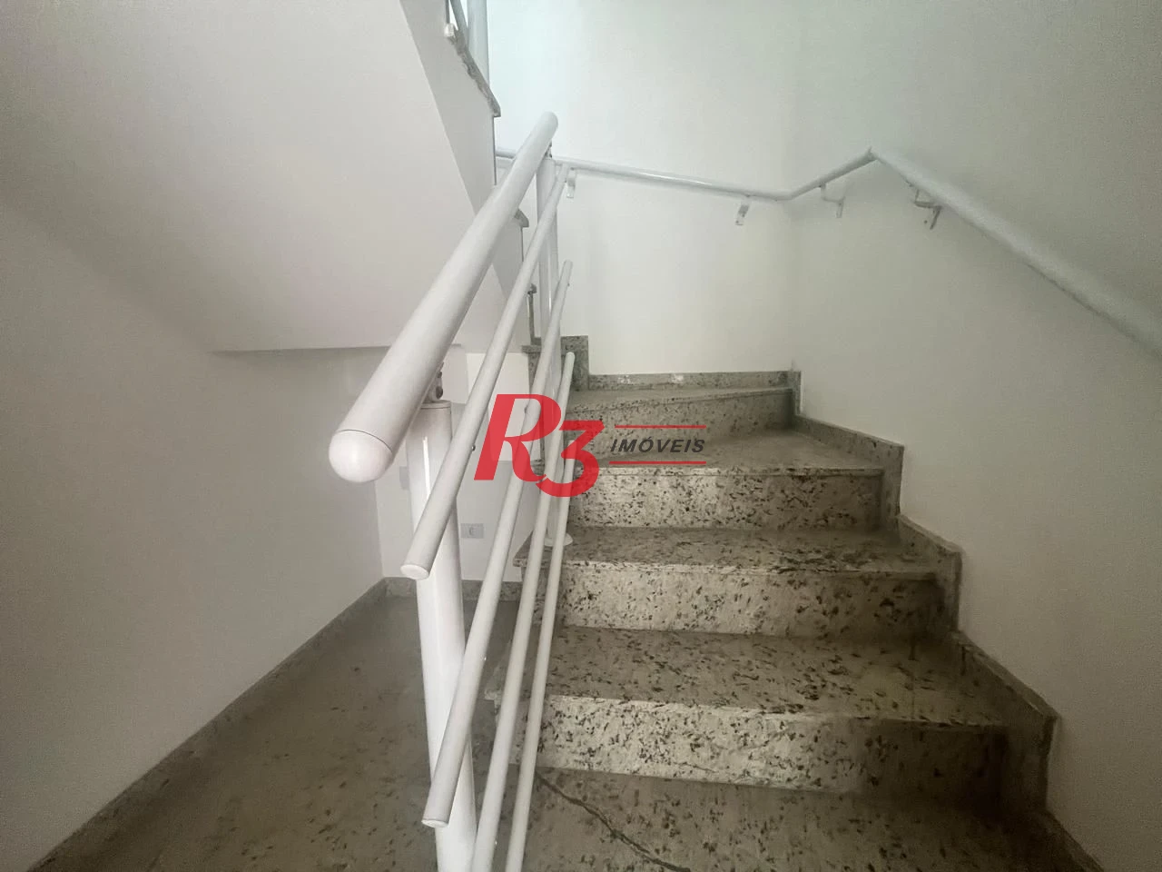 Casa com 3 dormitórios à venda, 150 m² por R$ 950.000,00 - Ponta da Praia - Santos/SP