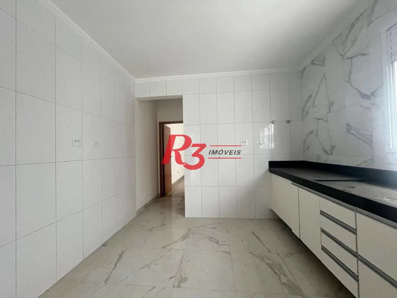 Casa com 3 dormitórios à venda, 150 m² por R$ 950.000,00 - Ponta da Praia - Santos/SP