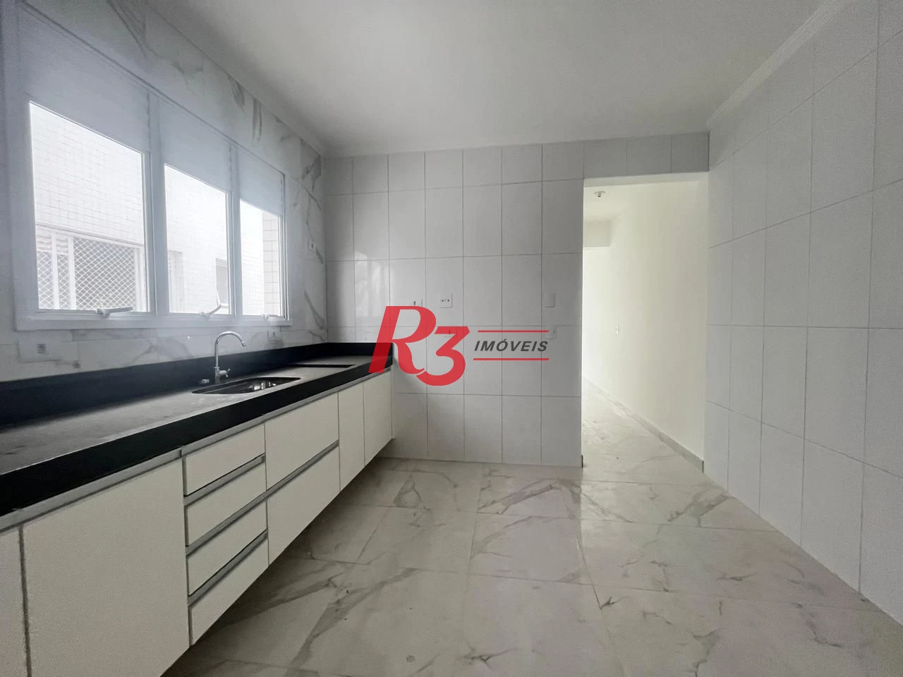 Casa com 3 dormitórios à venda, 150 m² por R$ 950.000,00 - Ponta da Praia - Santos/SP
