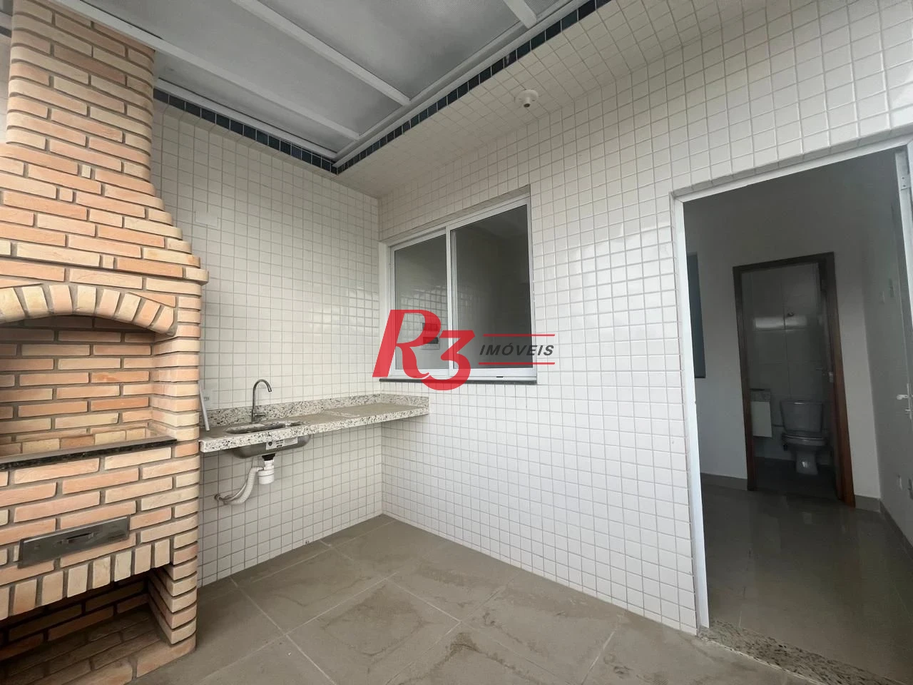 Casa com 3 dormitórios à venda, 150 m² por R$ 950.000,00 - Ponta da Praia - Santos/SP