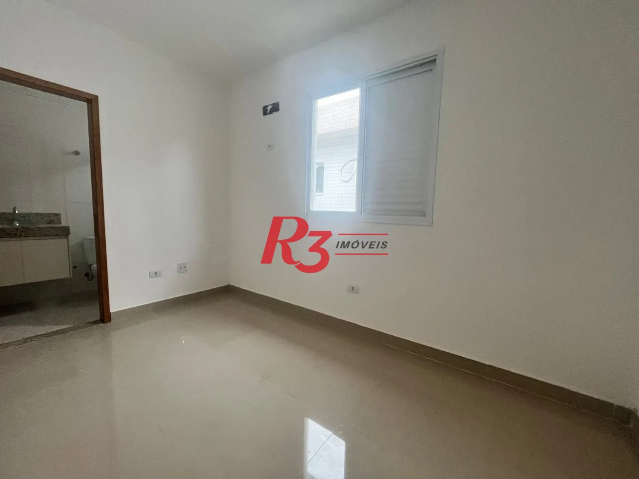 Casa com 3 dormitórios à venda, 150 m² por R$ 950.000,00 - Ponta da Praia - Santos/SP